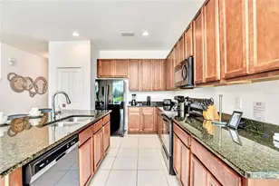 320 Ballo Dr, Kissimmee, FL 34746 - Photo 2