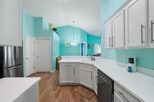 337 Sandy Ridge Dr, Davenport, FL 33896 - Photo 4