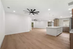 939 Ponderosa Pine Ct, Orlando, FL 32825 - Photo 4