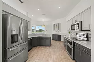 1805 Lee Janzen Dr, Kissimmee, FL 34744 - Photo 14