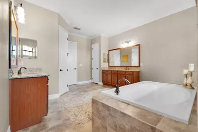 32809 Berwick Glen Court, Sorrento, FL 32776 - Photo 22