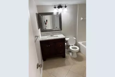 360 Lakepointe Drive #202, Altamonte Springs, FL 32701 - Photo 14