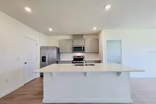 1012 Champion Ridge Dr, Daytona Beach, FL 32124 - Photo 4