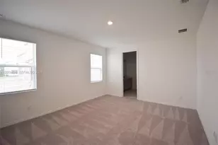 2370 Lancashire St, Davenport, FL 33896 - Photo 2