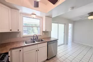 441 Ridge Dr, Sanford, FL 32773 - Photo 8