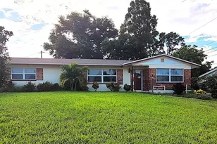 7192 114th Ln, Seminole, FL 33772 - Photo 1