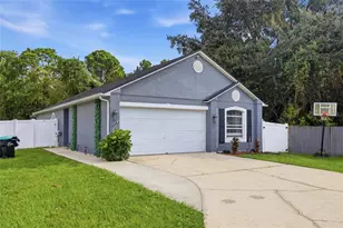 10521 Rocking A Run, Orlando, FL 32825 - Photo 2