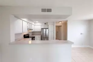 13838 Fairway Island Dr, Orlando, FL 32837 - Photo 6