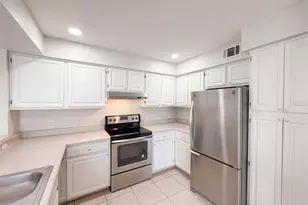 13838 Fairway Island Dr, Orlando, FL 32837 - Photo 12