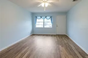 26 W Raymond St, Avon Park, FL 33825 - Photo 2