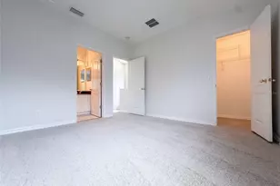 16315 Swan View Cir, Odessa, FL 33556 - Photo 4