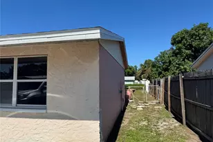 5821 90th Ave N, Pinellas Park, FL 33782 - Photo 2