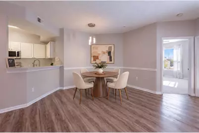 5530 Metrowest Boulevard #203, Orlando, FL 32811 - Photo 10