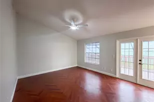 5111 Queen Palm Terrace NE, Saint Petersburg, FL 33703 - Photo 10