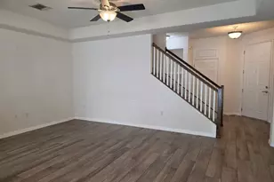 9481 Tawnyberry St, Orlando, FL 32832 - Photo 10