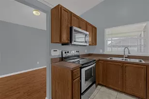 9928 Dean Cove Ln, Orlando, FL 32825 - Photo 10