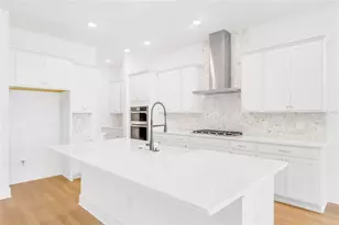 17590 Japonica Bloom Dr, Winter Garden, FL 34787 - Photo 2