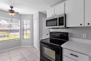 2037 Waterleaf St, Orlando, FL 32837 - Photo 6