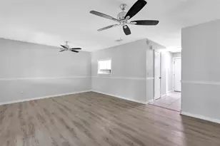 2037 Waterleaf St, Orlando, FL 32837 - Photo 12