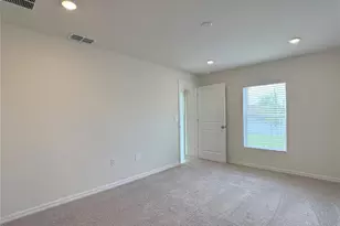256 Spindlewood Blvd, Dundee, FL 33838 - Photo 12