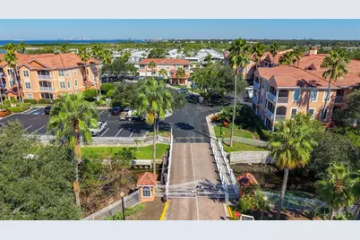 5000 Culbreath Key Way #8-207, Tampa, FL 33611 - Photo 4