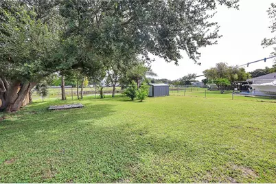 21 S Palm Avenue, Kissimmee, FL 34741 - Photo 20