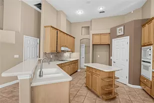 7608 San Remo Pl, Orlando, FL 32835 - Photo 16
