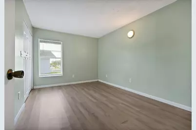 915 W Oak Ridge Road #B, Orlando, FL 32809 - Photo 16