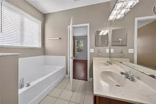 9806 Chorlton Cir, Orlando, FL 32832 - Photo 12