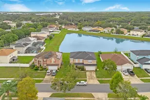 3260 Amberley Park Cir, Kissimmee, FL 34743 - Photo 38