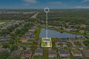3260 Amberley Park Cir, Kissimmee, FL 34743 - Photo 44