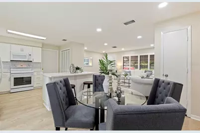110 N Nimbus Avenue, Clearwater, FL 33765 - Photo 10