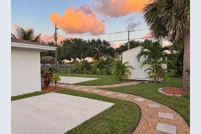 1476 N Mangonia Drive, West Palm Beach, FL 33401 - Photo 30