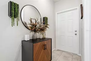 35191 Brienne St, Zephyrhills, FL 33541 - Photo 4