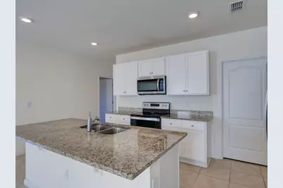 2501 Ribbon Fall Avenue, Davenport, FL 33837 - Photo 10