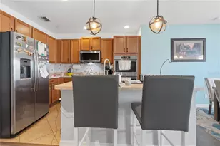 272 Sparrow Hawk Dr, Groveland, FL 34736 - Photo 16