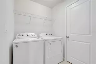 10481 Folly Bch Rd, Orlando, FL 32827 - Photo 32