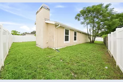 10102 Hickory Hollow Court, Tampa, FL 33615 - Photo 20