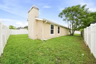 10102 Hickory Hollow Ct, Tampa, FL 33615 - Photo 20