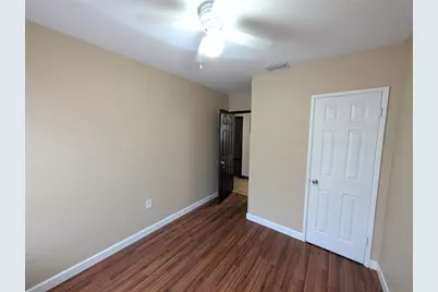 2001 E Robson Street, Tampa, FL 33610 - Photo 16