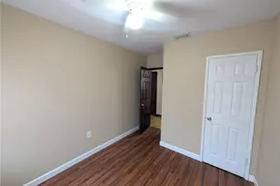 2001 E Robson St, Tampa, FL 33610 - Photo 16