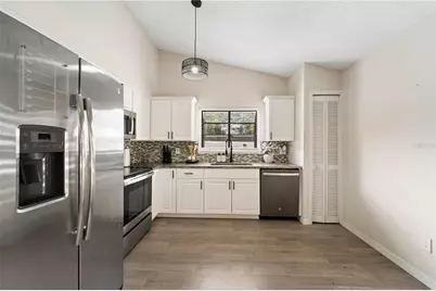 9785 Piney Point Circle, Orlando, FL 32825 - Photo 16