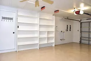 6526 3rd Ave S, Saint Petersburg, FL 33707 - Photo 30
