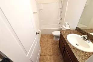 803 Ashentree Dr, Plant City, FL 33563 - Photo 14