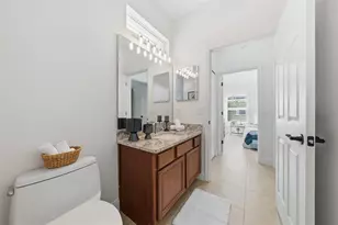 13850 Bluewater Cir, Orlando, FL 32828 - Photo 32