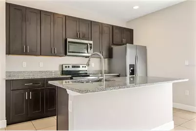 1910 Lakeview Lane, Poinciana, FL 34759 - Photo 10