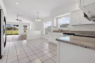 12108 Dawn Vista Dr, Riverview, FL 33578 - Photo 8