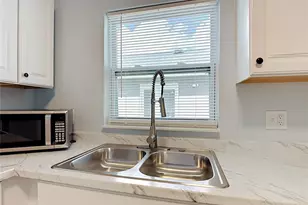 9684 Hollyhill Dr, Orlando, FL 32824 - Photo 16