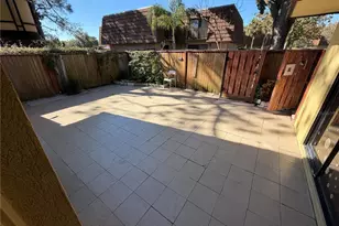 5256 Middle Ct, Orlando, FL 32811 - Photo 6