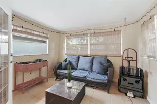 9627 Hidden Oaks Cir, Tampa, FL 33612 - Photo 36